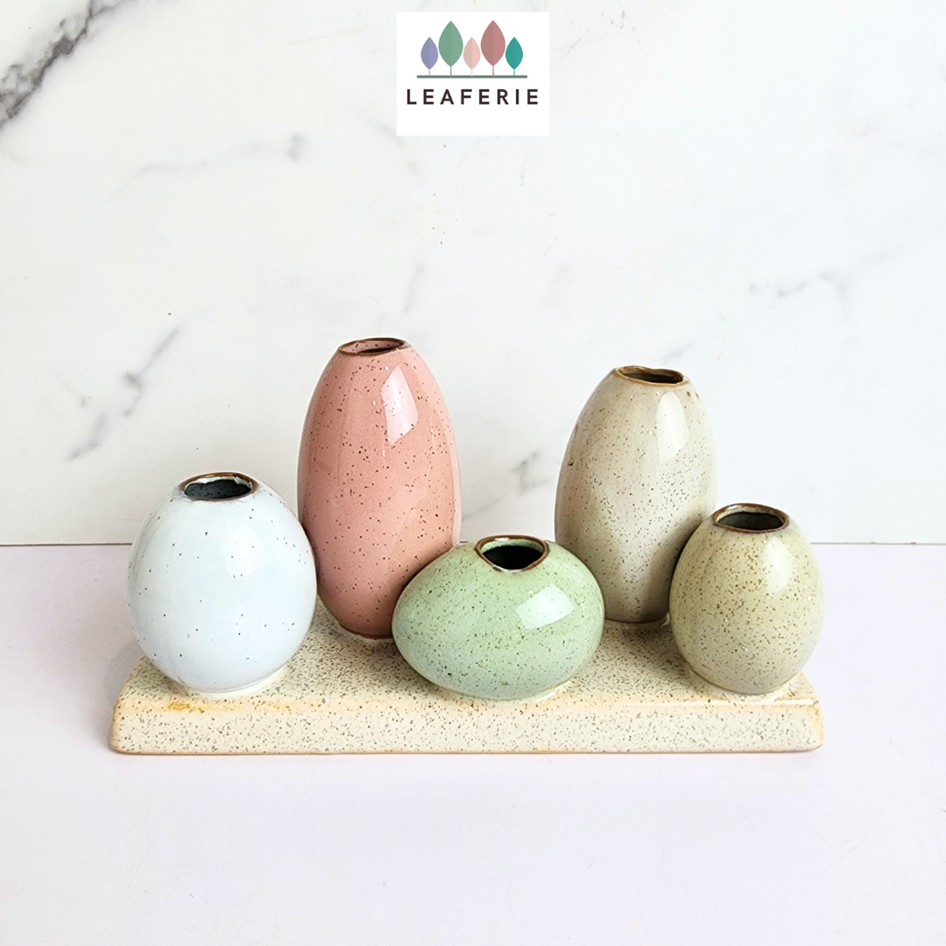 The Leaferie Eira Vase ceramic material