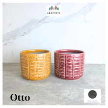 Load image into Gallery viewer, The Leaferie Otto pot 2 colors yellow and red ceramic pot.
