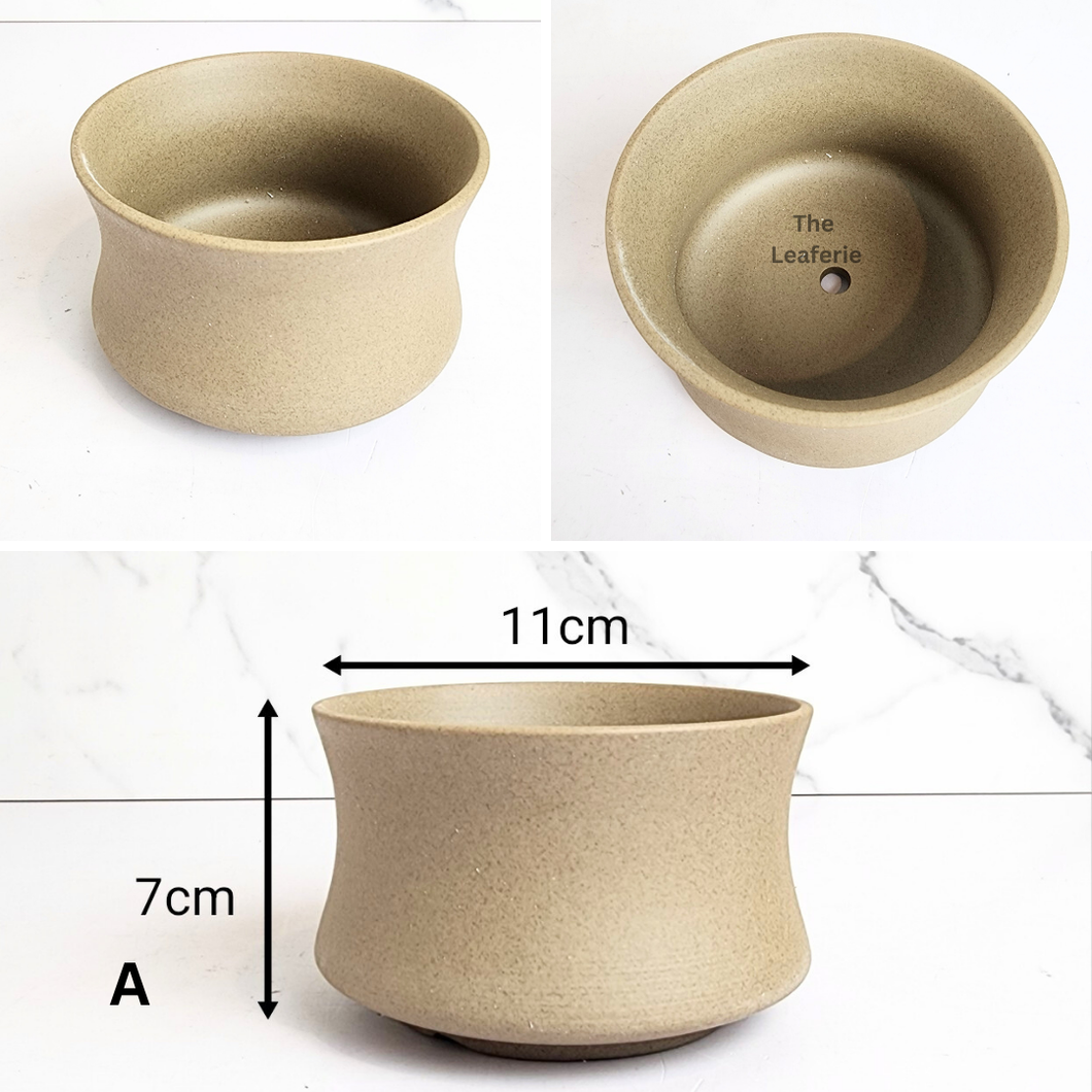 The Leaferie Yale flowerpots. 6 designs ceramic grey pots