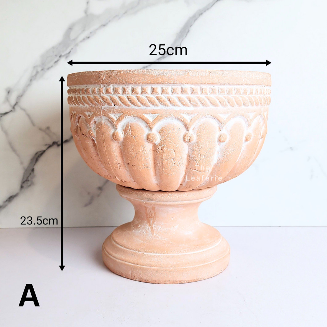 Yulia Big Terracotta Flowerpot (2 designs)