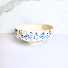 Load image into Gallery viewer, The Leaferie Brighton Shallow Flowerpot. blue and white colour
