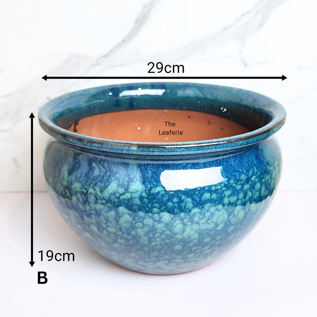 The Leaferie Avalon big Flowerpot. 2 designs ceramic pot