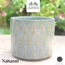 Load image into Gallery viewer, Nahanni Flowerpot
