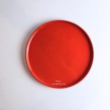 Load image into Gallery viewer, The Leaferie Glossy tray. 4 colours base plate. 5 sizes.. Red colour
