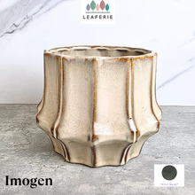 Load image into Gallery viewer, Imogen Flowerpot
