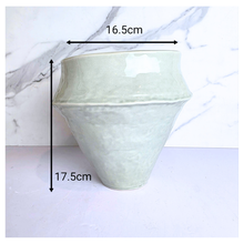Load image into Gallery viewer, Aoba Leaferie Signature  Light green ceramic pot 
