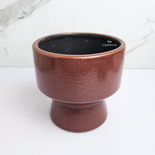 Load image into Gallery viewer, The Leaferie Oya red flowerpot. ceramic material
