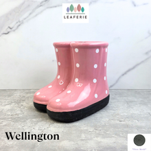 Load image into Gallery viewer, Wellington Flowerpot
