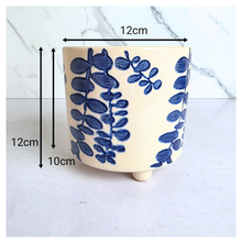 Load image into Gallery viewer, Althea planter with blue leaf pattern on a white background, featuring the brand 'LEAFERIE'.
