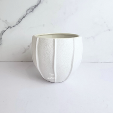 Load image into Gallery viewer, The Leaferie Pearl white ceramic pot
