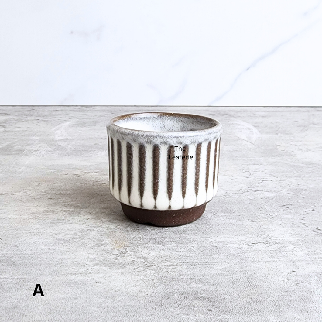 The Leafeie Bonsai series 78 small petit ceramic pot. 4 colours