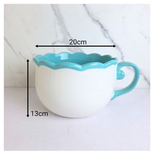 Load image into Gallery viewer, Florin flowerpot the leaferie cup shape.
