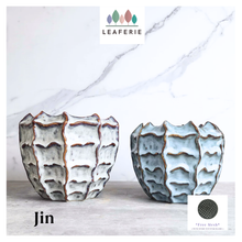 Load image into Gallery viewer, Jin Flowerpot
