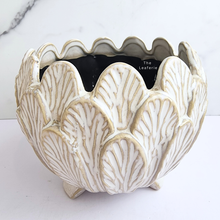 Load image into Gallery viewer, The Leaferie Lotus pot. ceramic material
