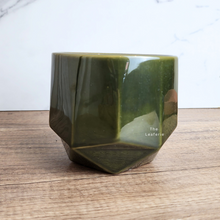Load image into Gallery viewer, The Leaferie Sarah green flowerpot. ceramic material
