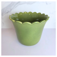Load image into Gallery viewer, Marrel Green ceramic planter with scalloped edge on a light background, featuring the LEAFERIE brand.

