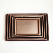 Load image into Gallery viewer, The Leaferie Zisha rectangular trays . 2 colours 5 sizes. Purple sand base plate
