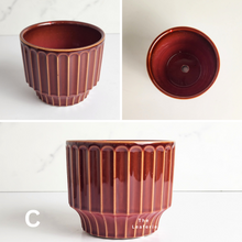 Load image into Gallery viewer, The Leaferie Mini Pots Series 6 . 12 mini pot designs . ceramic small planter. View of design C
