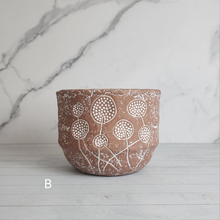 Load image into Gallery viewer, The Leaferie Mona Terracotta pot. front viiew. design B
