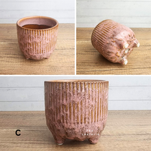 Load image into Gallery viewer, The Leaferie Mini Pots Series 7 . 9 designs ceramic pot . Pot C
