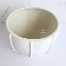 Load image into Gallery viewer, The Leaferie Pearl white ceramic pot
