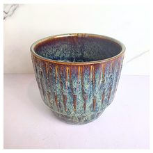 Load image into Gallery viewer, Cielo Ceramic pot with textured surface on a white background, featuring the brand &#39;LEAFAERIE&#39;.
