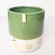 Load image into Gallery viewer, The Leaferie Mikkola flowerpot . 2 designs face design ceramic pot.
