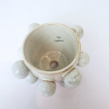 Load image into Gallery viewer, The Leaferie Kangas white ceramic pot with stud.
