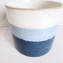 Load image into Gallery viewer, The Leaferie Akari ceramic pot.
