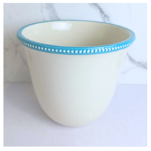 Load image into Gallery viewer, Leaferie Avelin flowerpot. white with blue trim ceramioc pot.

