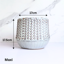 Load image into Gallery viewer, Jannike Flowerpot
