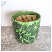 Load image into Gallery viewer, Luneth Flowerpot
