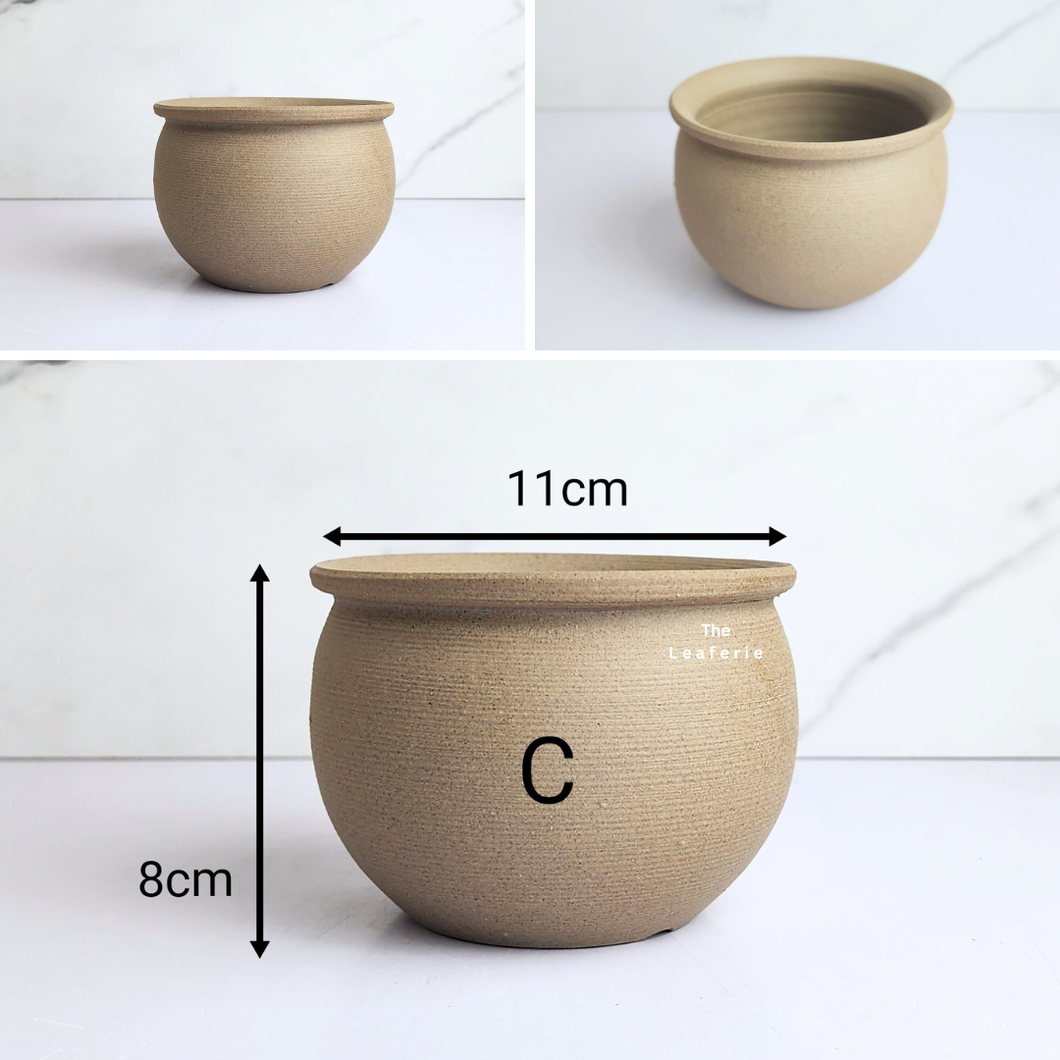 The Leaferie Yenta small pot. 4 designs.