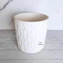 Load image into Gallery viewer, The Leaferie Baudin White ceramic pot. 2 sizes
