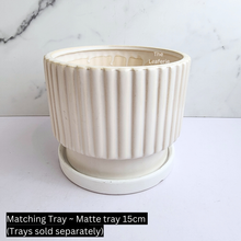 Load image into Gallery viewer, The Leaferie Orion white flowerpot. ceramic material
