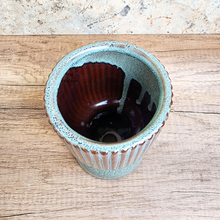 Load image into Gallery viewer, The Leaferie Hunter blue wine glass flowerpot. ceramic material
