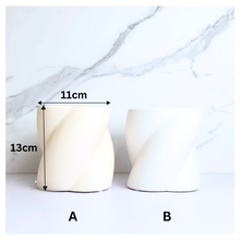 Load image into Gallery viewer, Synnove Flowerpot
