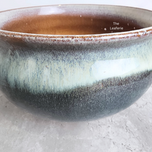 Load image into Gallery viewer, The Leaferie Anne big pot. 2 colours ceramic pot
