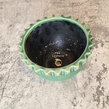 Load image into Gallery viewer, The Leaferie Tadao wide shallow pot. green colour and ceramic material
