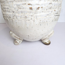 Load image into Gallery viewer, The Leaferie Arnold ceramic pot with legs
