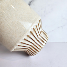 Load image into Gallery viewer, The Leaferie Natalie pot. ceramic material and beige colour.
