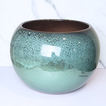 Load image into Gallery viewer, The Leaferie Armstrong Big Flowerpot. green ceramic material
