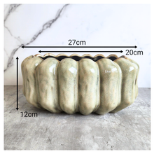 Load image into Gallery viewer, Sable Shallow Flowerpot
