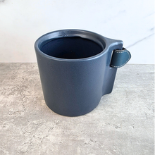 Load image into Gallery viewer, Sacha Flowerpot
