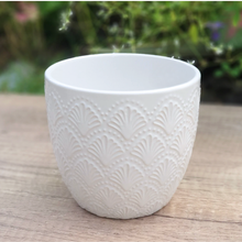 Load image into Gallery viewer, Lolia Flowerpot
