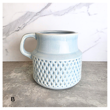 Load image into Gallery viewer, The Leaferie Nuvora jug pot. 2 colors blue and white. ceramic material
