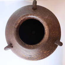 Load image into Gallery viewer, The Leaferie Anders Big bronze ceramic pot with ears
