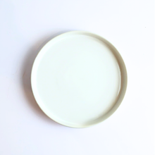 Load image into Gallery viewer, Assorted Glossy Ceramic Trays

