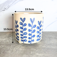 Load image into Gallery viewer, Eleene Flowerpot

