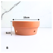 Load image into Gallery viewer, HANNA Terracotta Flowerpots with Holes (Shallow) 4 Sizes
